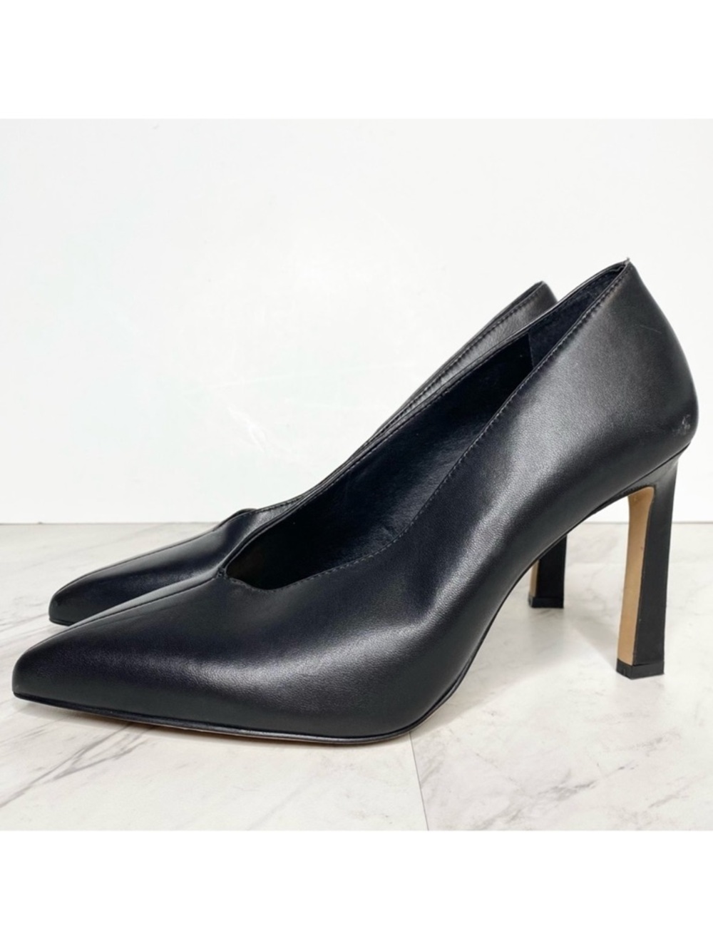 Vince Camuto Setenda Black Leather Pointed Toe Pump 9 1/2